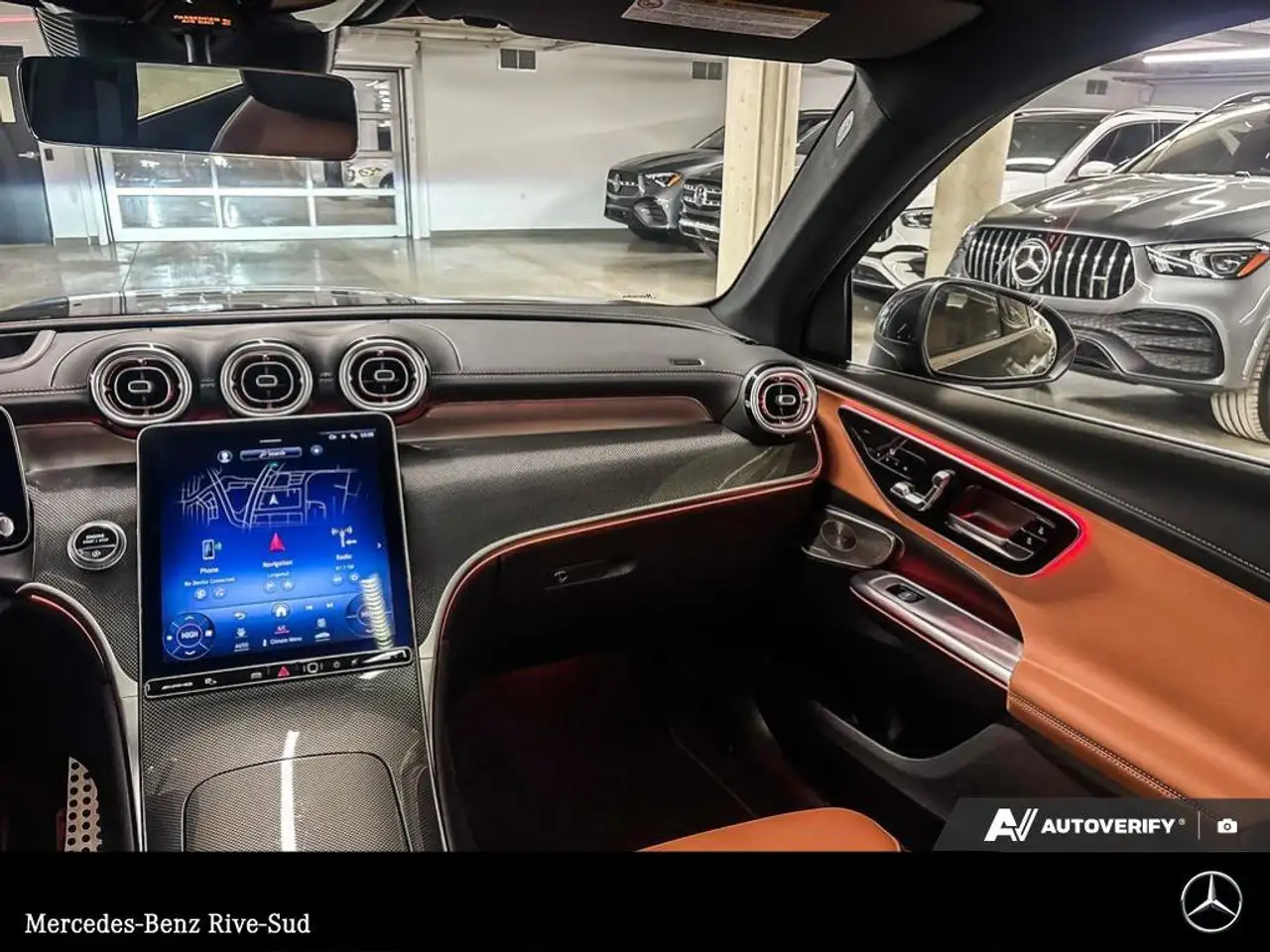 Mercedes-Benz GLC снимка Mercedes-Benz GLC
