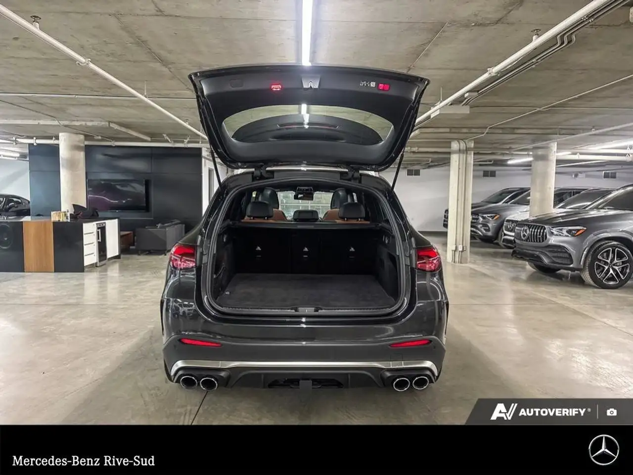 Mercedes-Benz GLC снимка Mercedes-Benz GLC