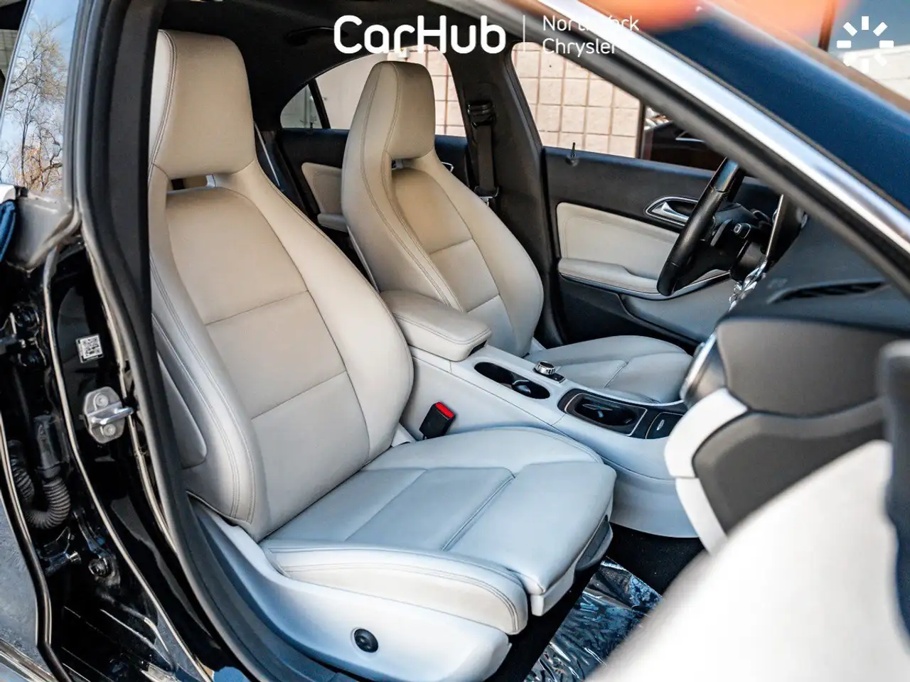 Mercedes-Benz CLA снимка Mercedes-Benz CLA