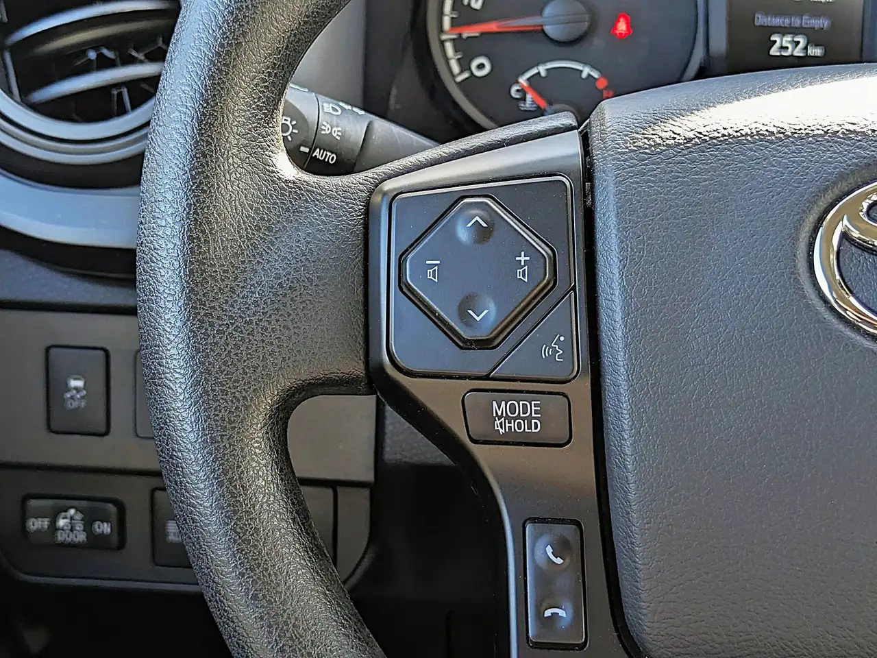 Toyota Tacoma fotografie Toyota Tacoma