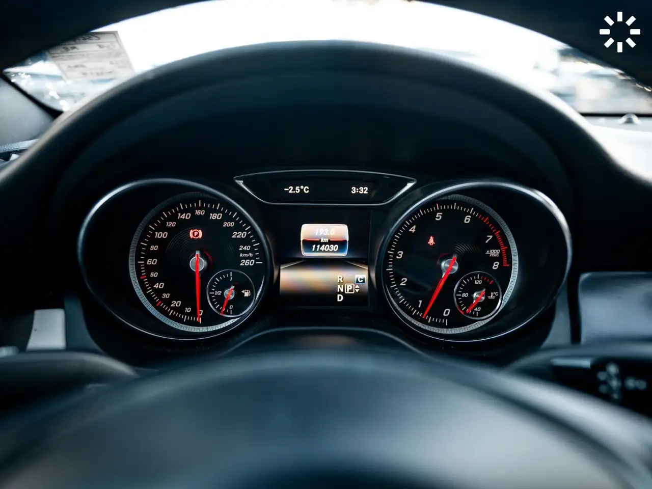Mercedes-Benz CLA снимка Mercedes-Benz CLA