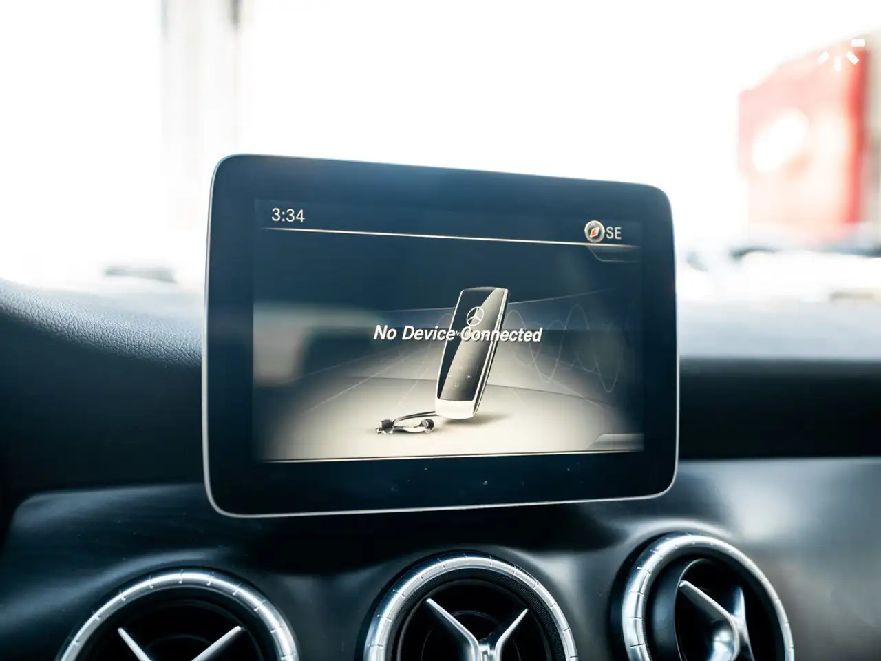 Mercedes-Benz CLA снимка Mercedes-Benz CLA