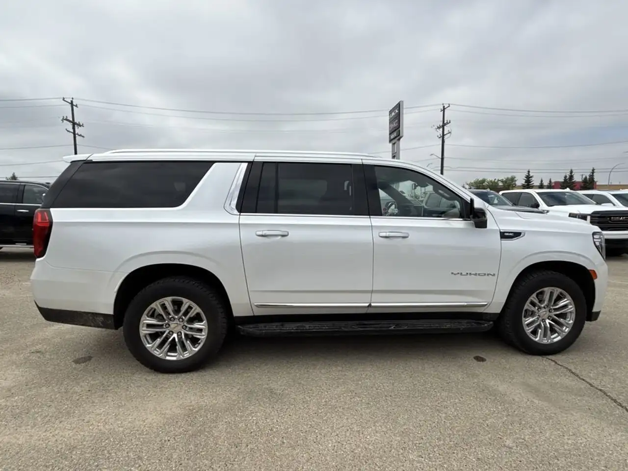 GMC Yukon снимка GMC Yukon