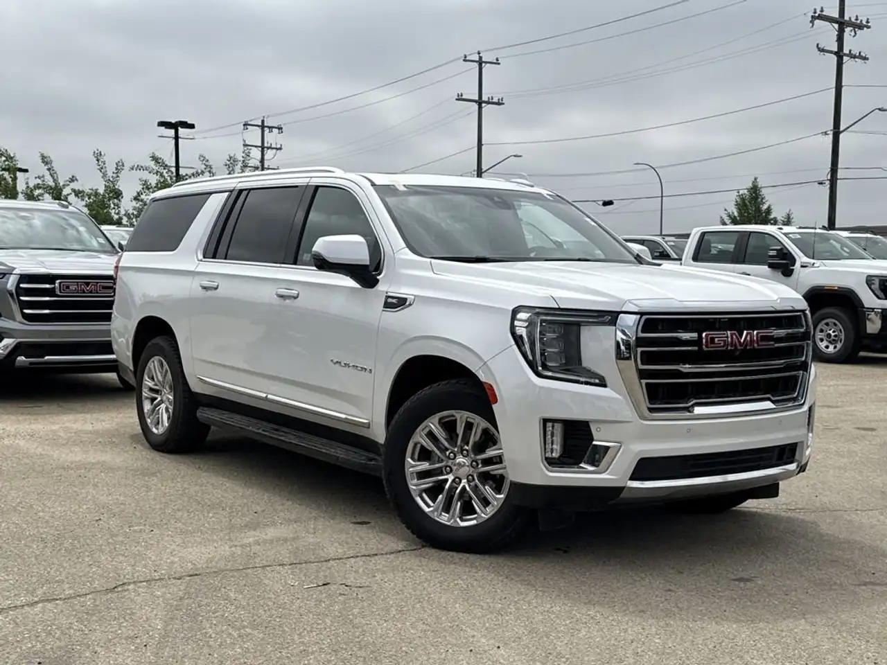 GMC Yukon снимка GMC Yukon