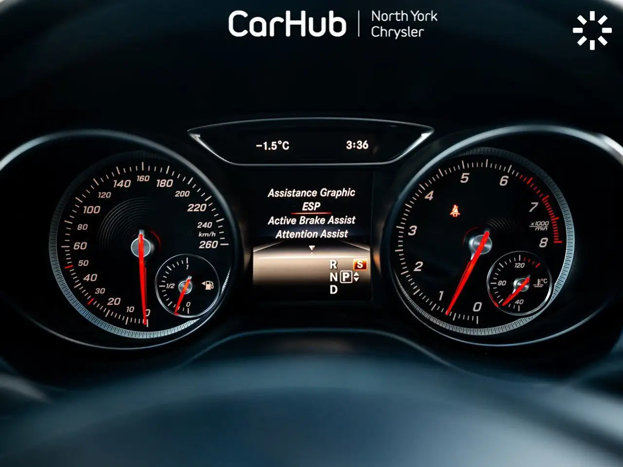 Mercedes-Benz CLA снимка Mercedes-Benz CLA