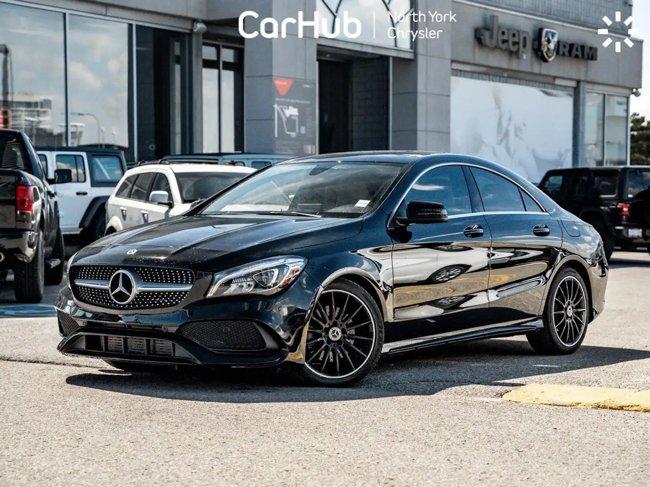 Mercedes-Benz CLA снимка Mercedes-Benz CLA