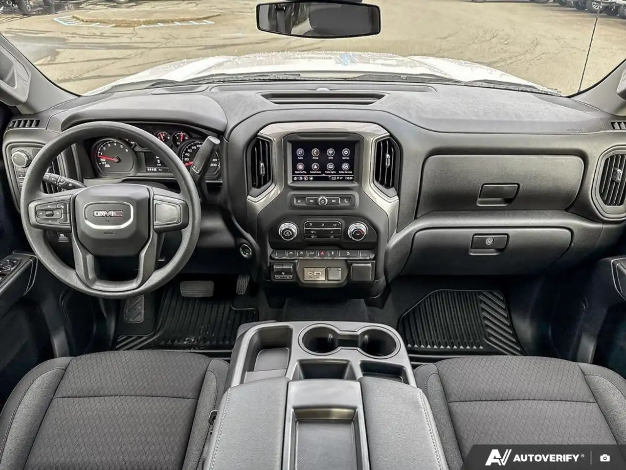 GMC Sierra 1500 снимка GMC Sierra 1500