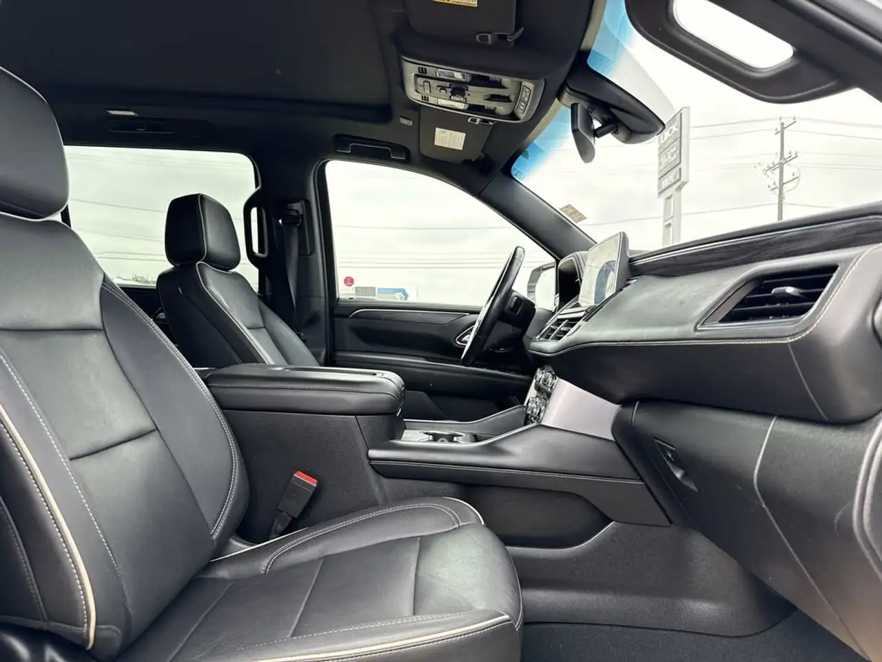 GMC Yukon снимка GMC Yukon