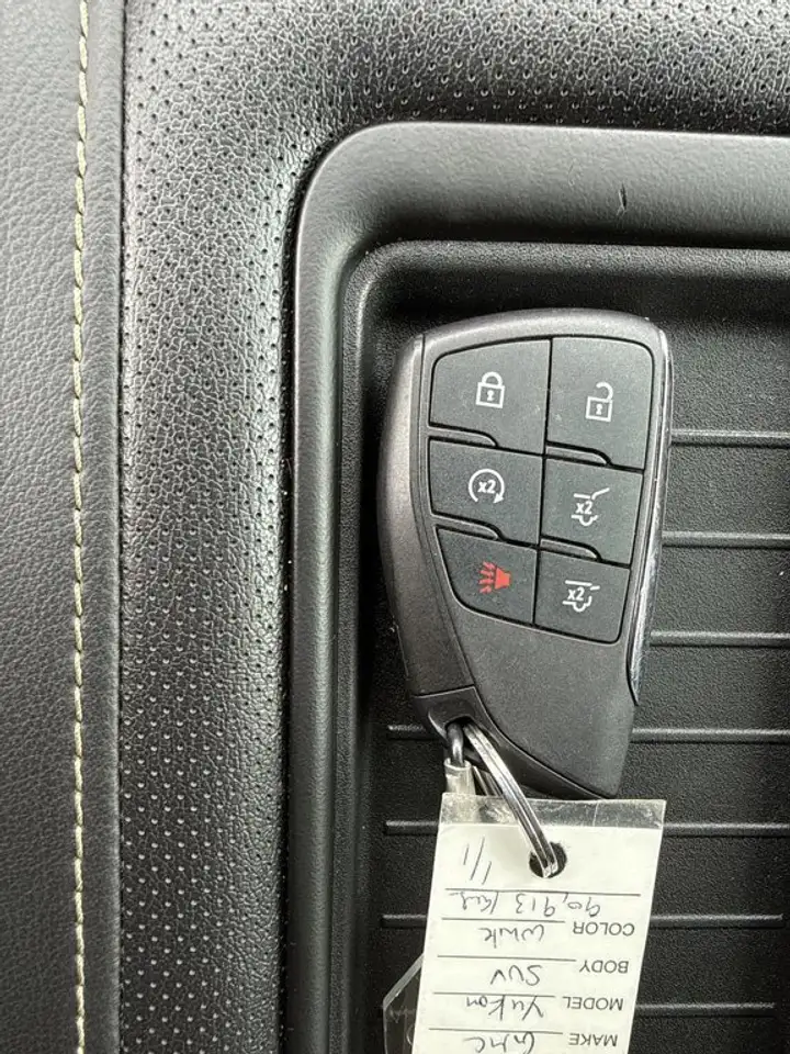 GMC Yukon снимка GMC Yukon