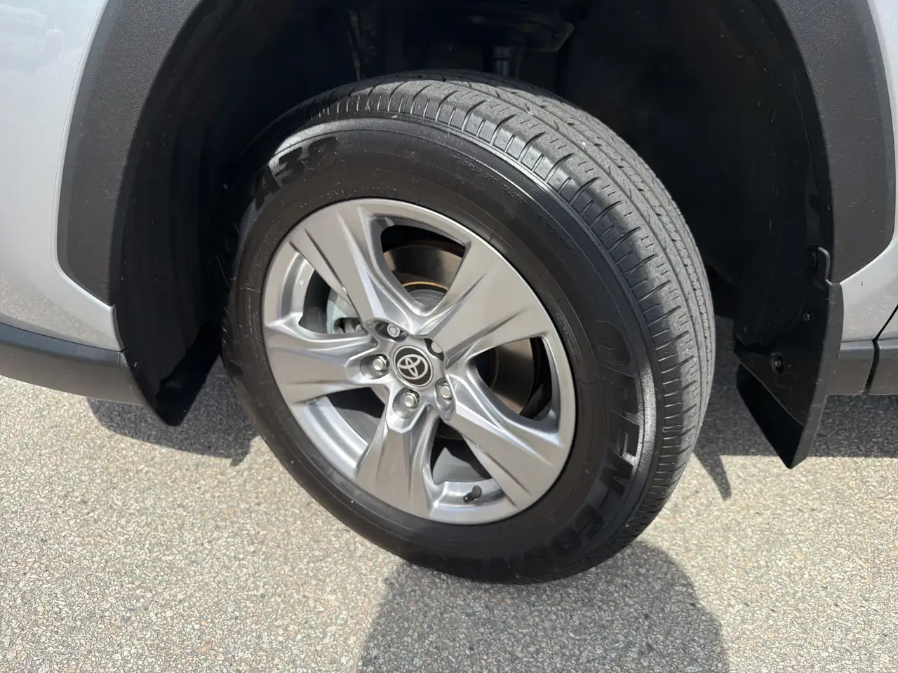 Toyota RAV 4 снимка Toyota RAV 4