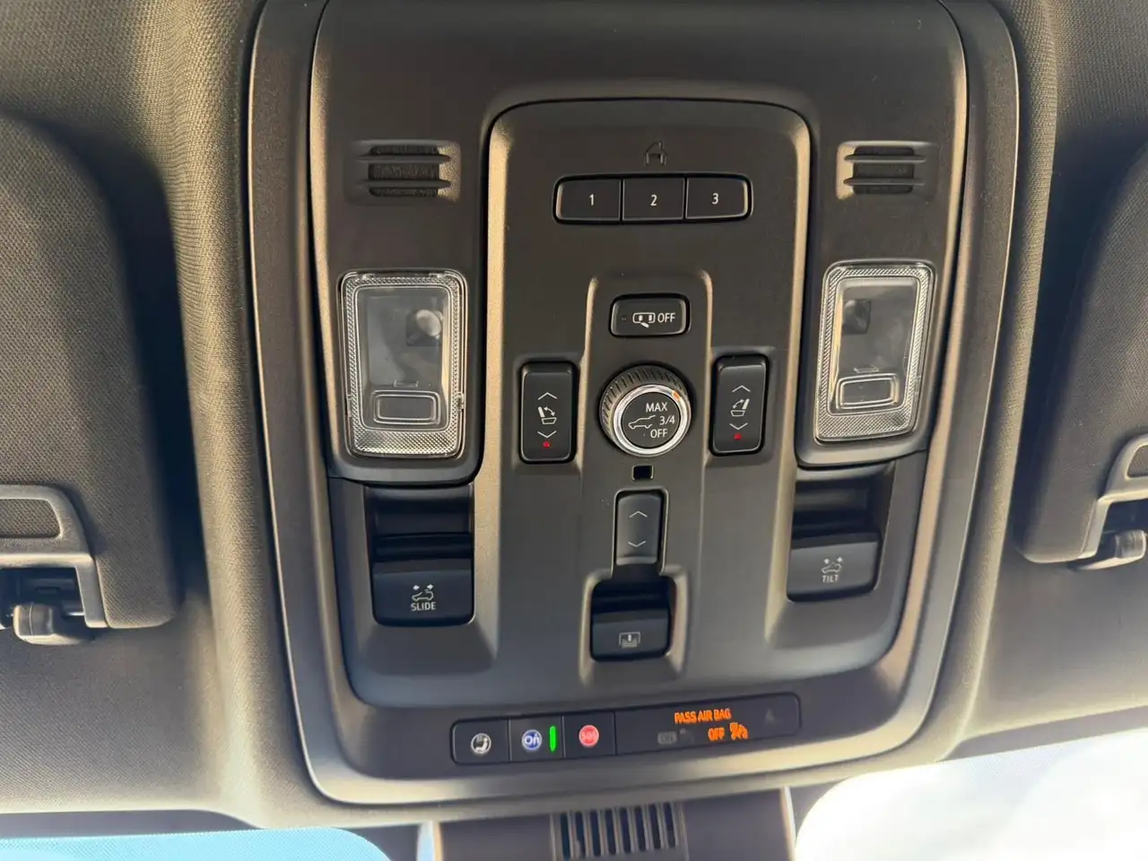 GMC Yukon снимка GMC Yukon