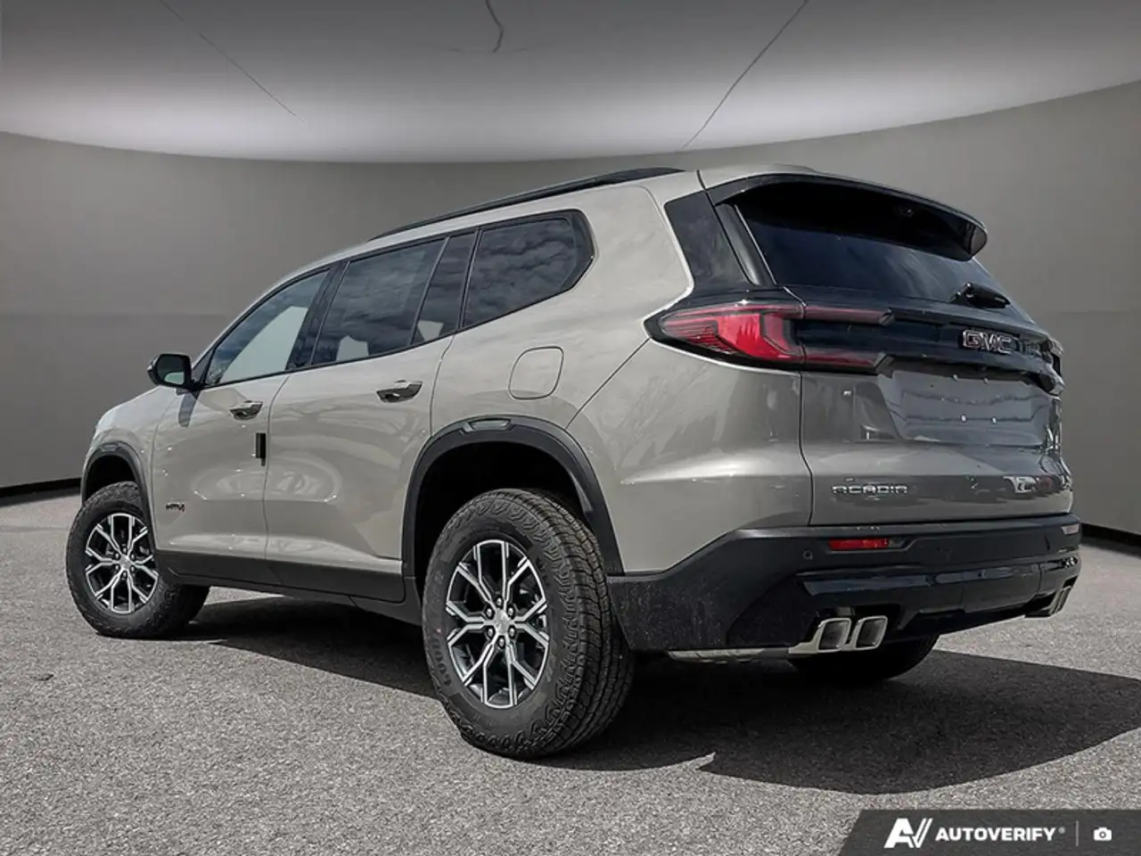GMC Acadia fotografie GMC Acadia