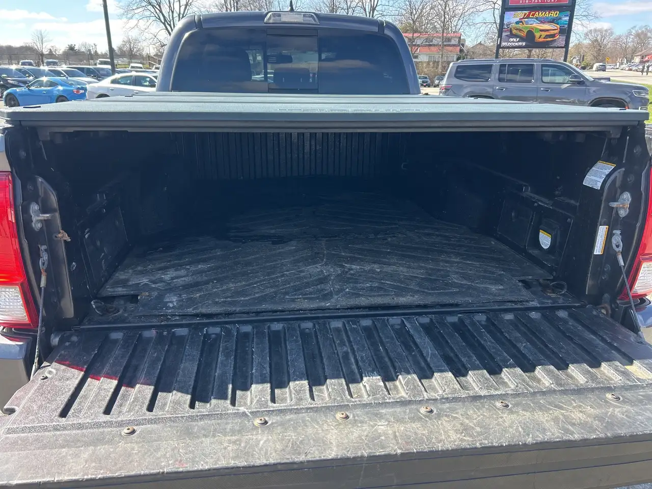 Toyota Tacoma снимка Toyota Tacoma