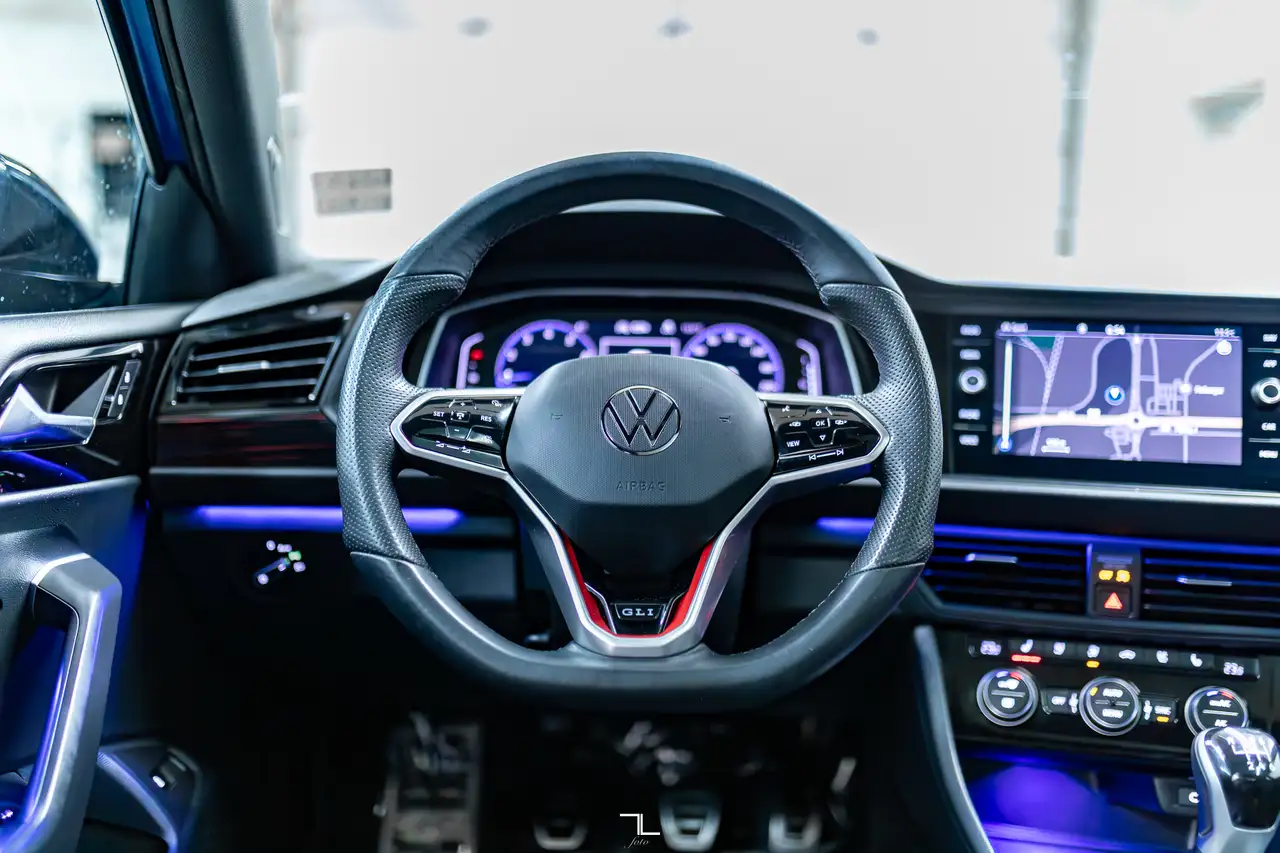 Volkswagen Jetta photo Volkswagen Jetta