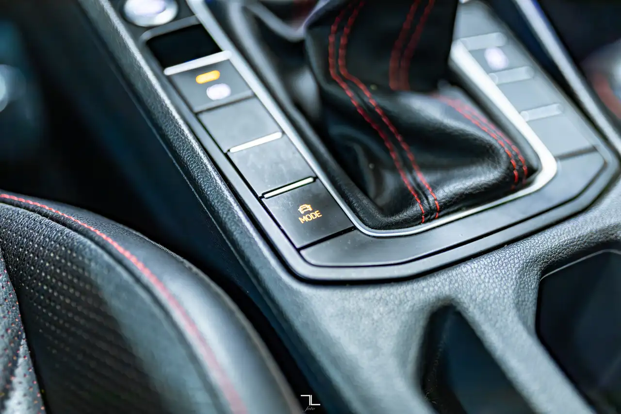 Volkswagen Jetta photo Volkswagen Jetta