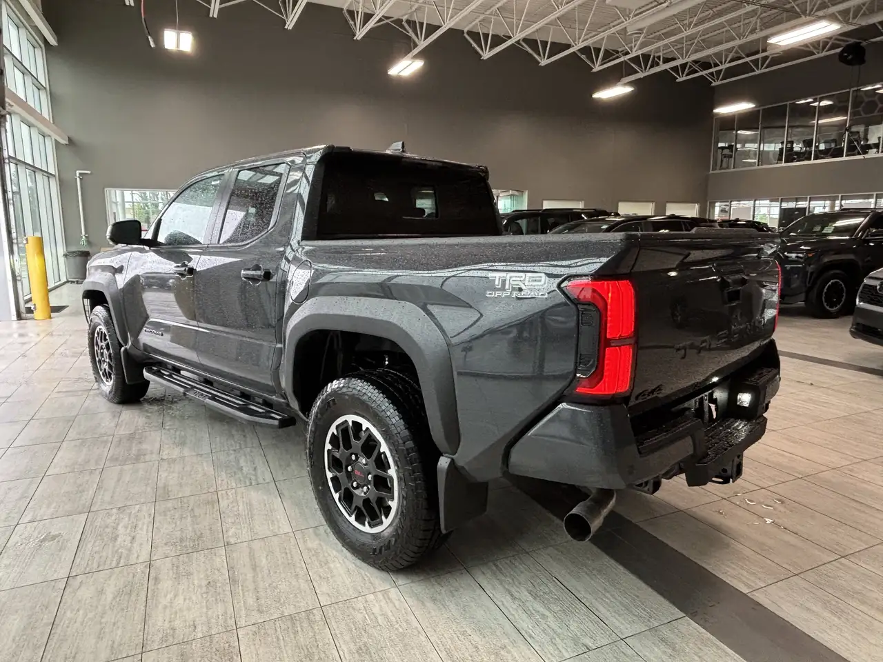 Toyota Tacoma снимка Toyota Tacoma