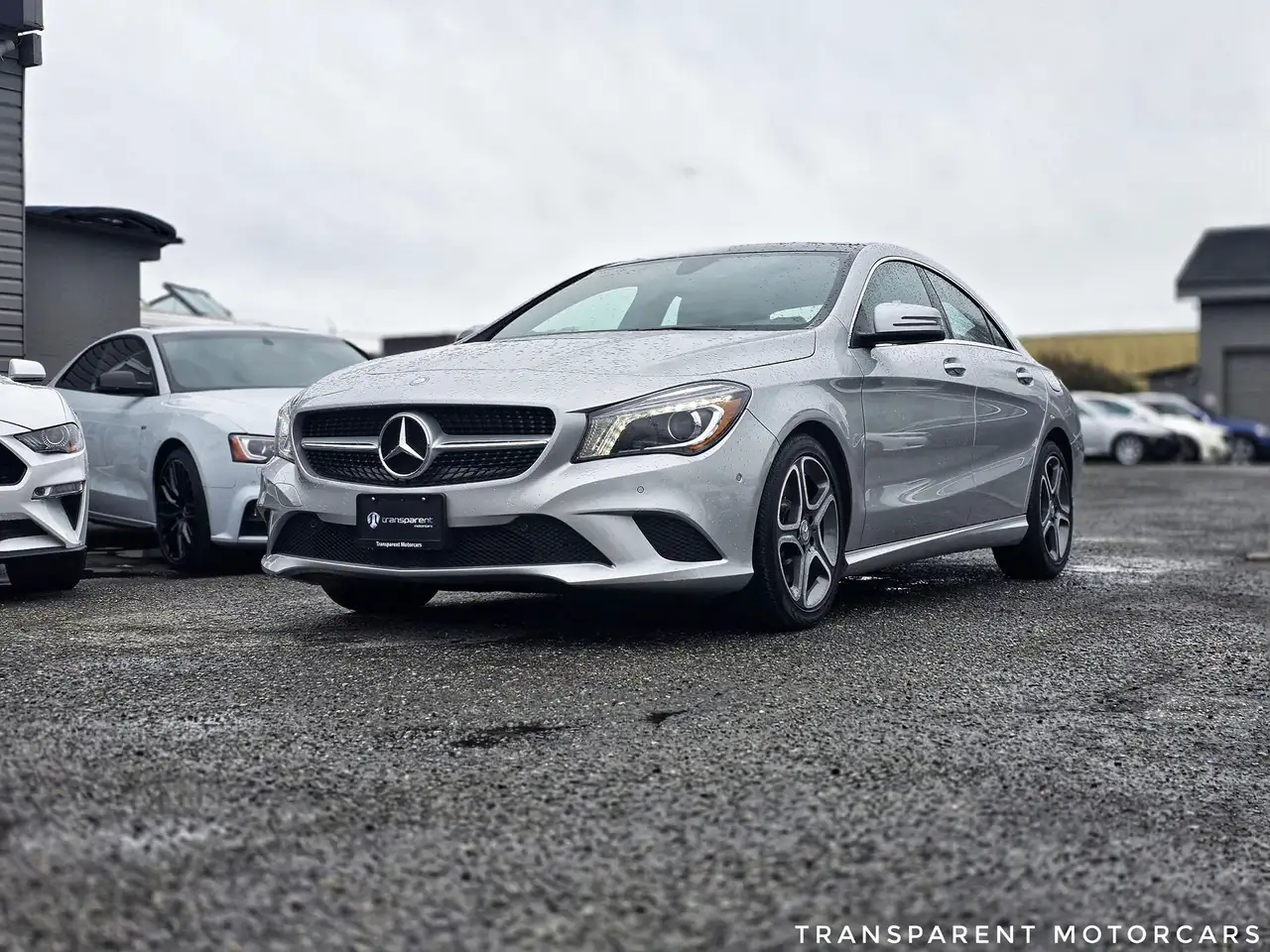 Mercedes-Benz CLA снимка Mercedes-Benz CLA