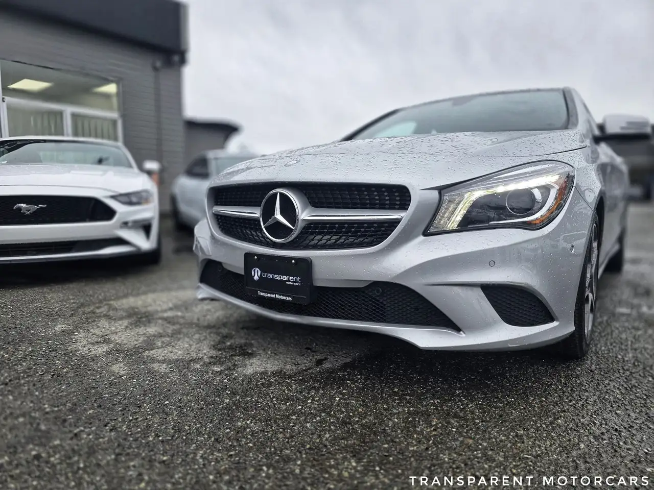 Mercedes-Benz CLA снимка Mercedes-Benz CLA
