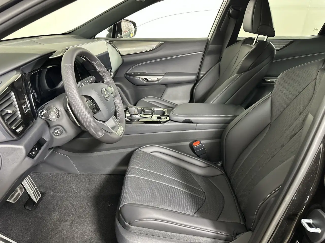 Lexus NX fotografie Lexus NX