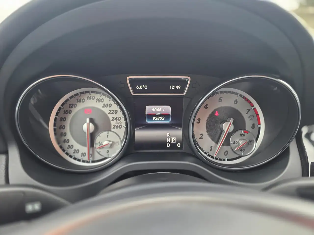 Mercedes-Benz CLA снимка Mercedes-Benz CLA