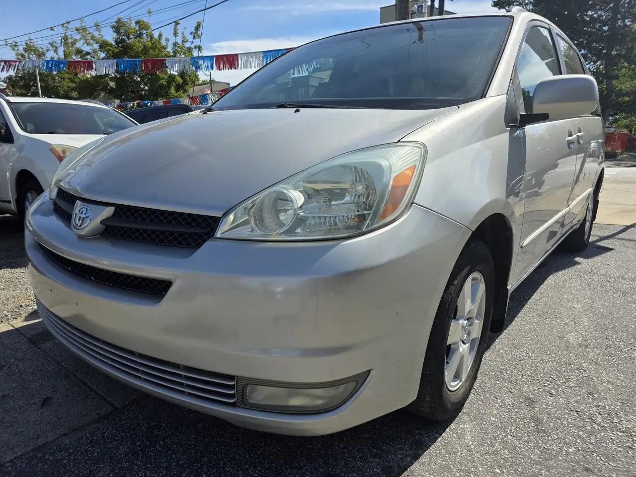 Toyota Sienna fotografie Toyota Sienna