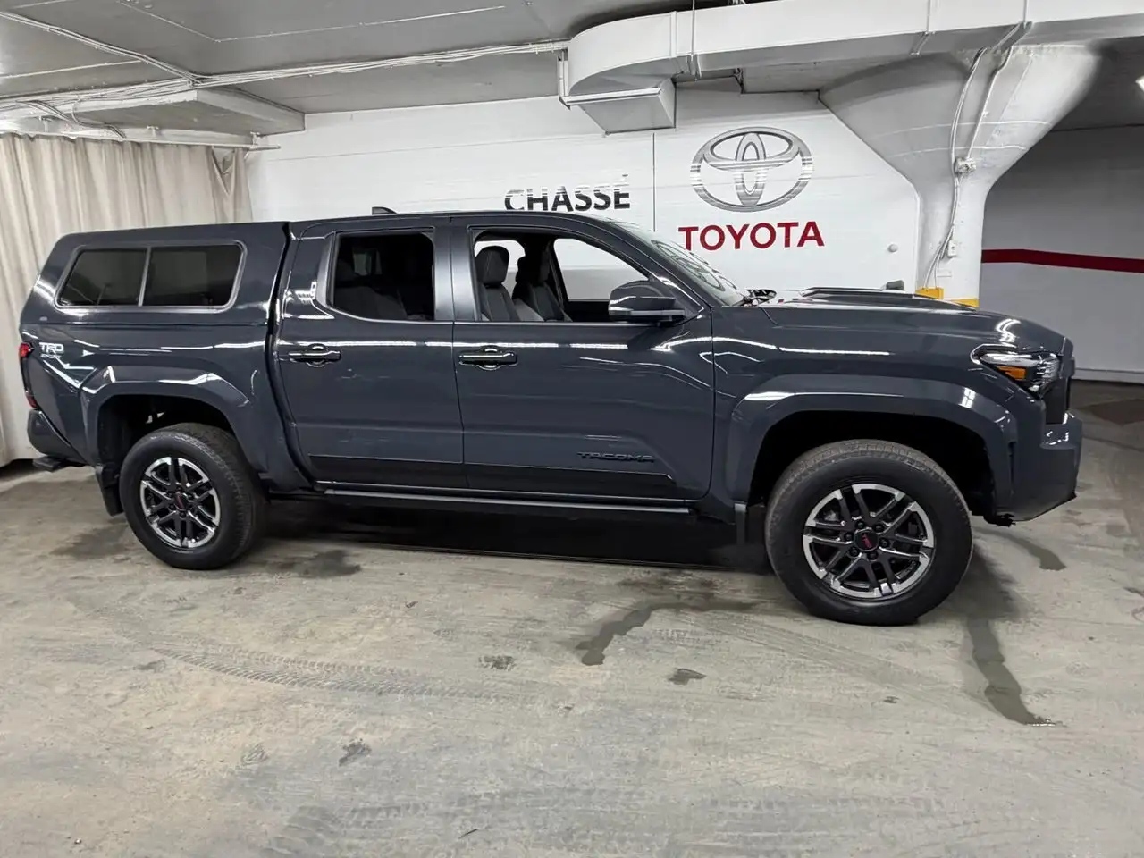 Toyota Tacoma снимка Toyota Tacoma