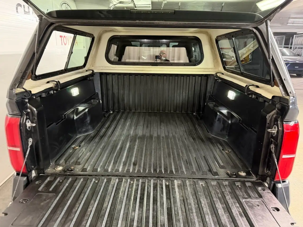 Toyota Tacoma снимка Toyota Tacoma