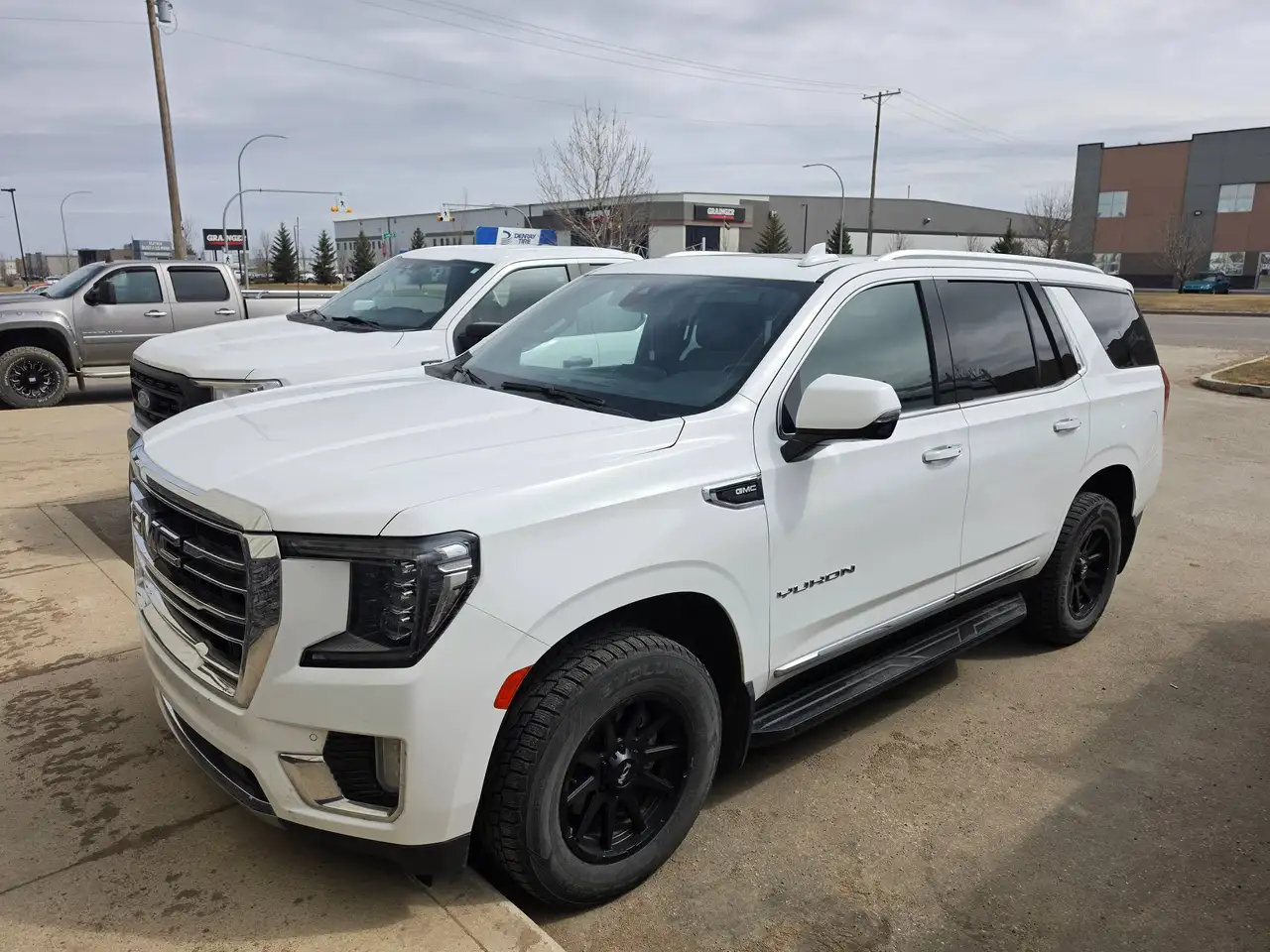 GMC Yukon снимка GMC Yukon