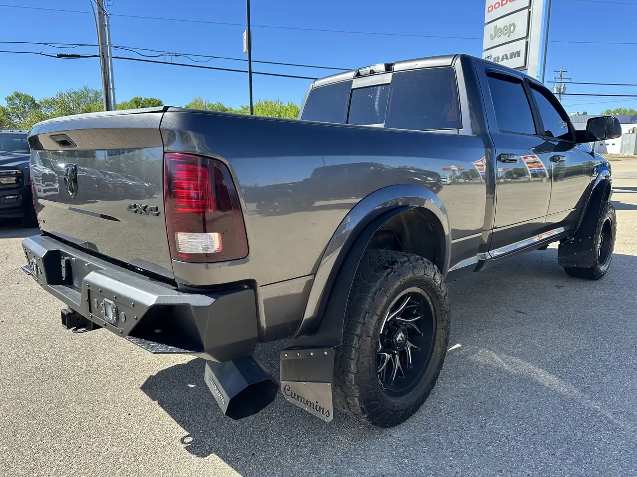 RAM 2500 снимка RAM 2500