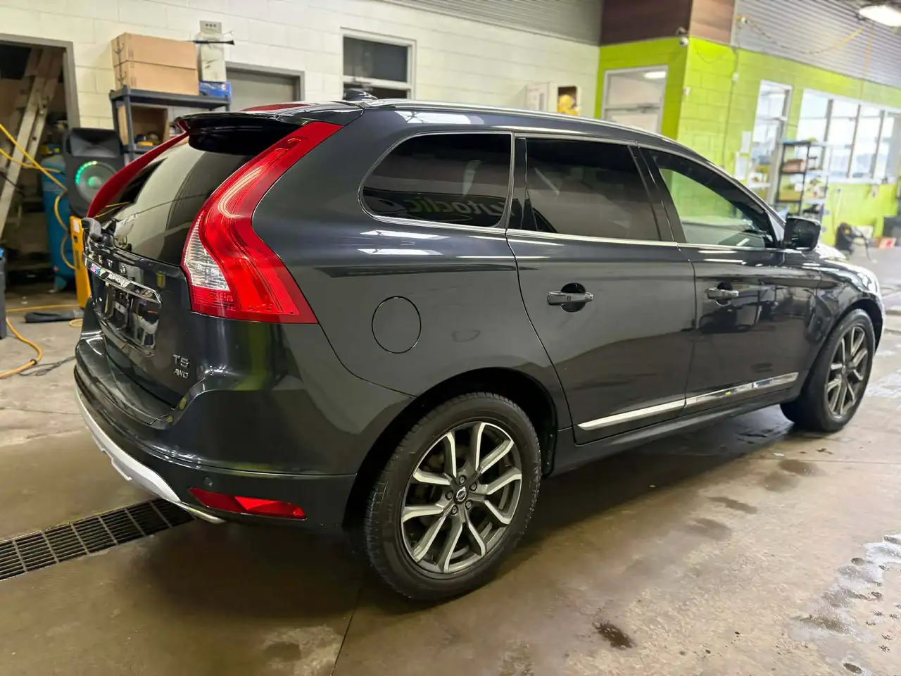Volvo XC60 photo Volvo XC60