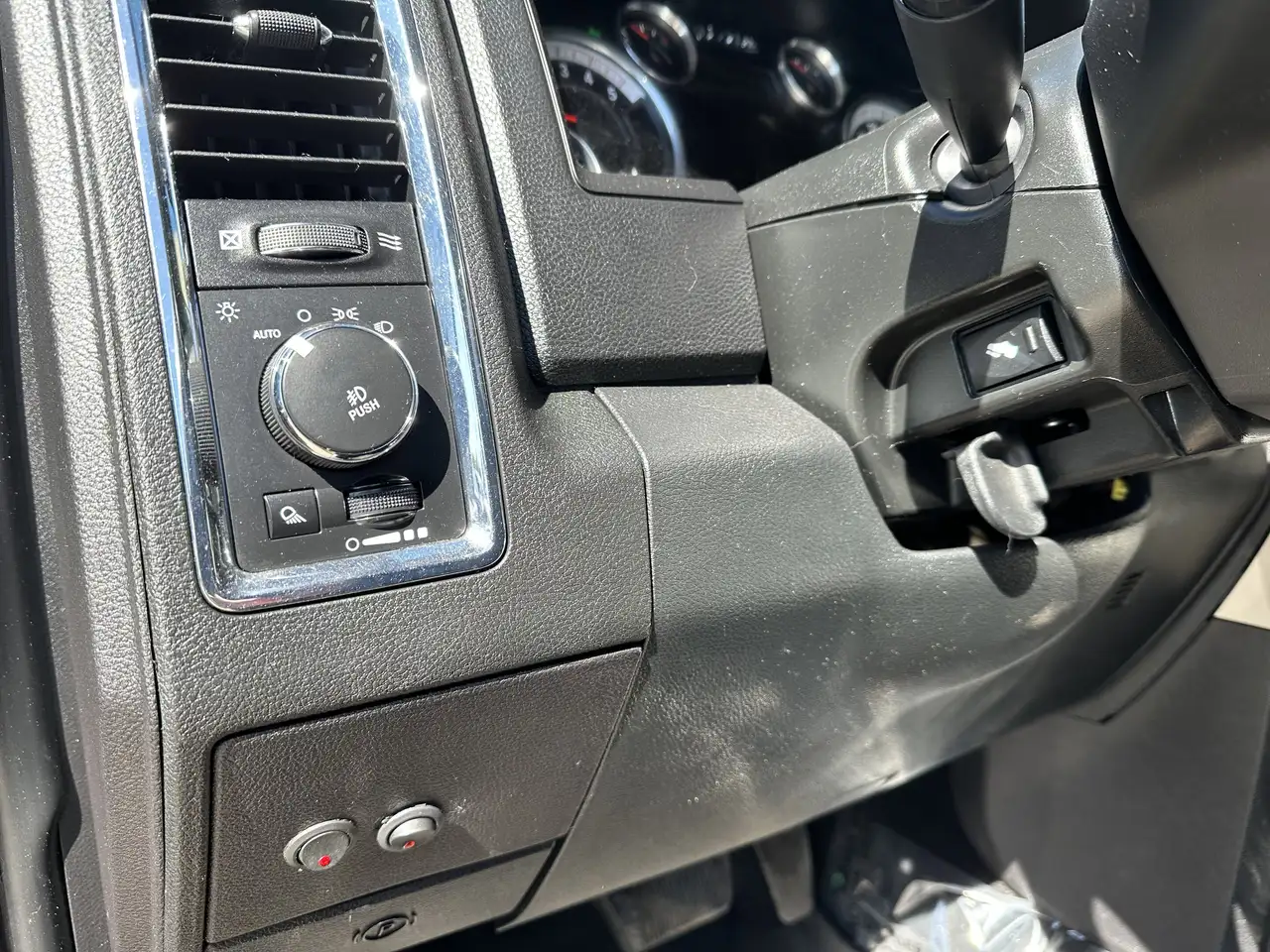 RAM 2500 снимка RAM 2500