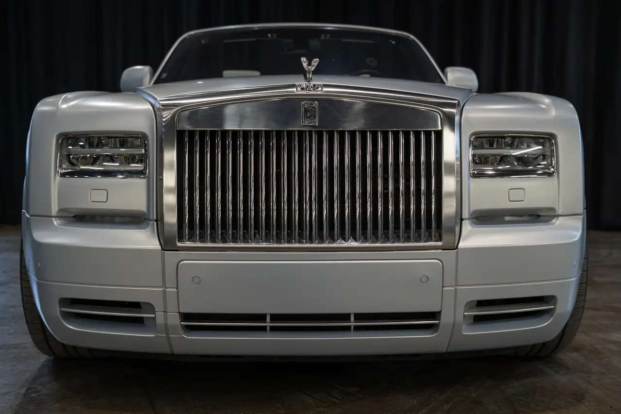Rolls-Royce Phantom снимка Rolls-Royce Phantom