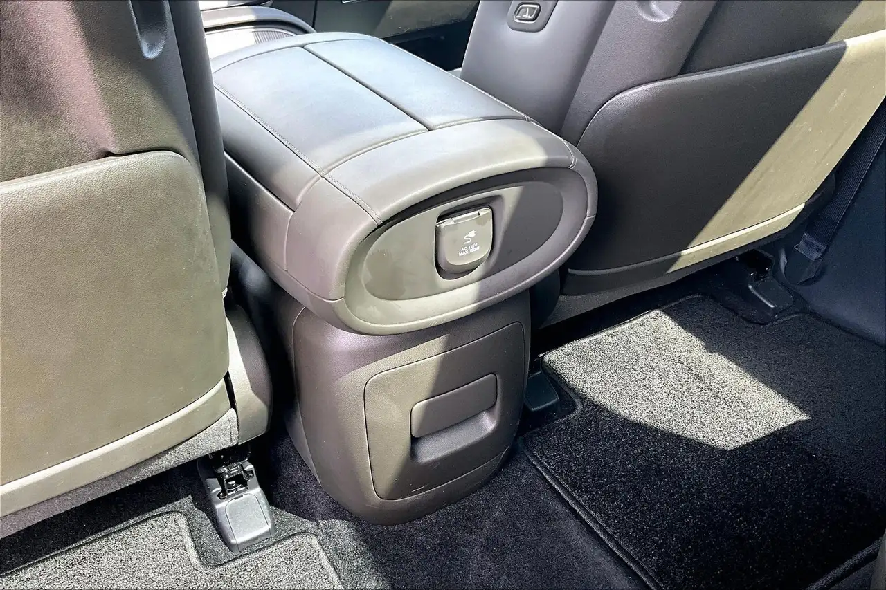 Hyundai PALISADE Hybrid снимка Hyundai PALISADE Hybrid