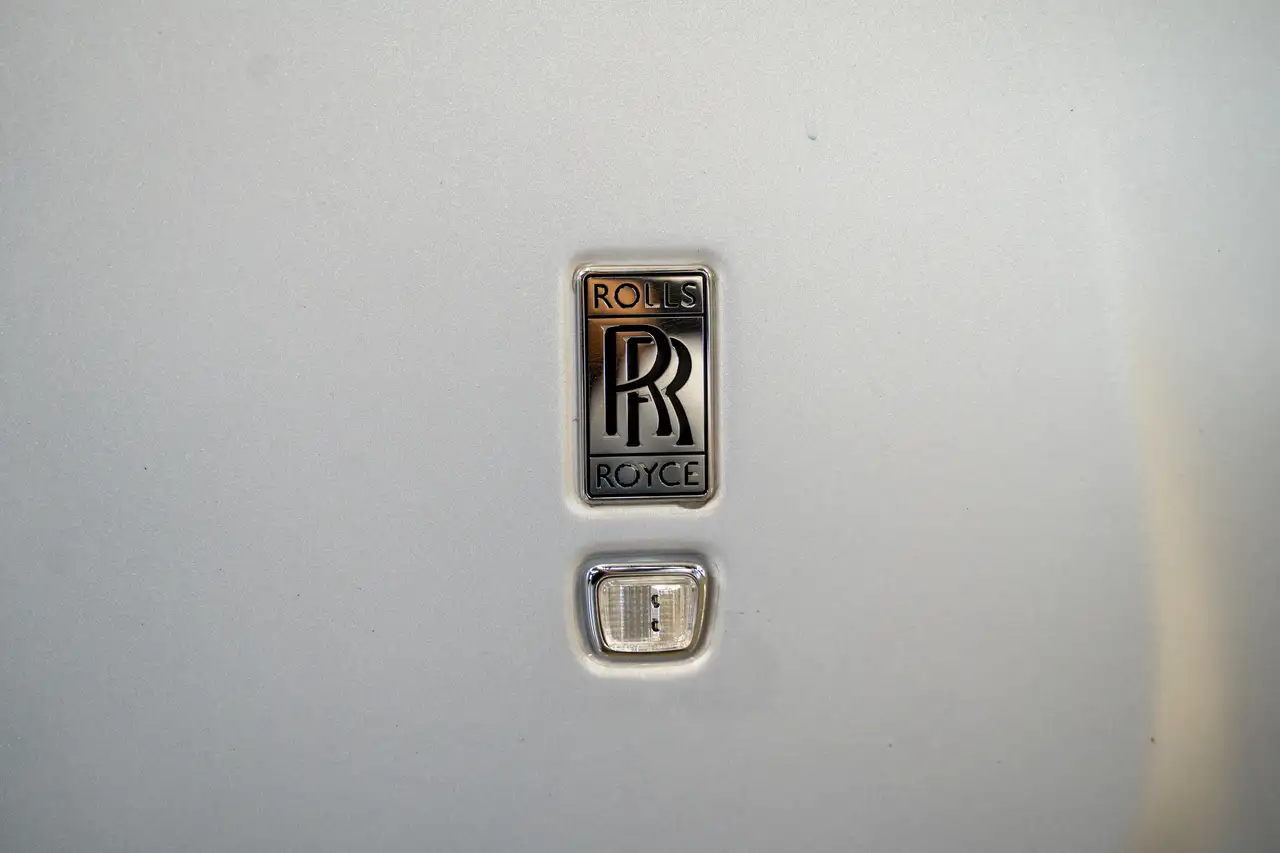 Rolls-Royce Phantom снимка Rolls-Royce Phantom