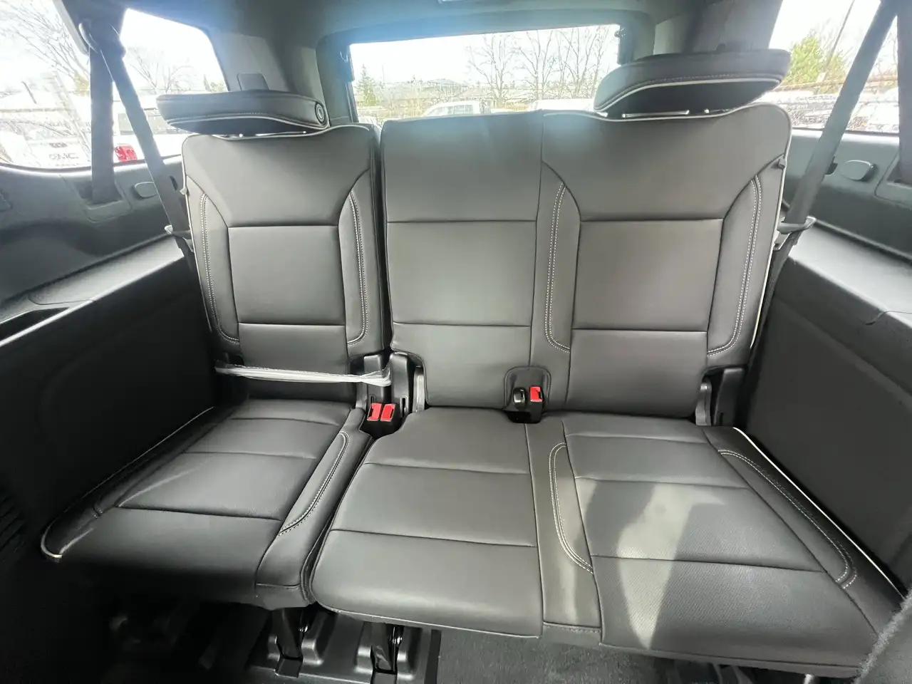 GMC Yukon photo GMC Yukon