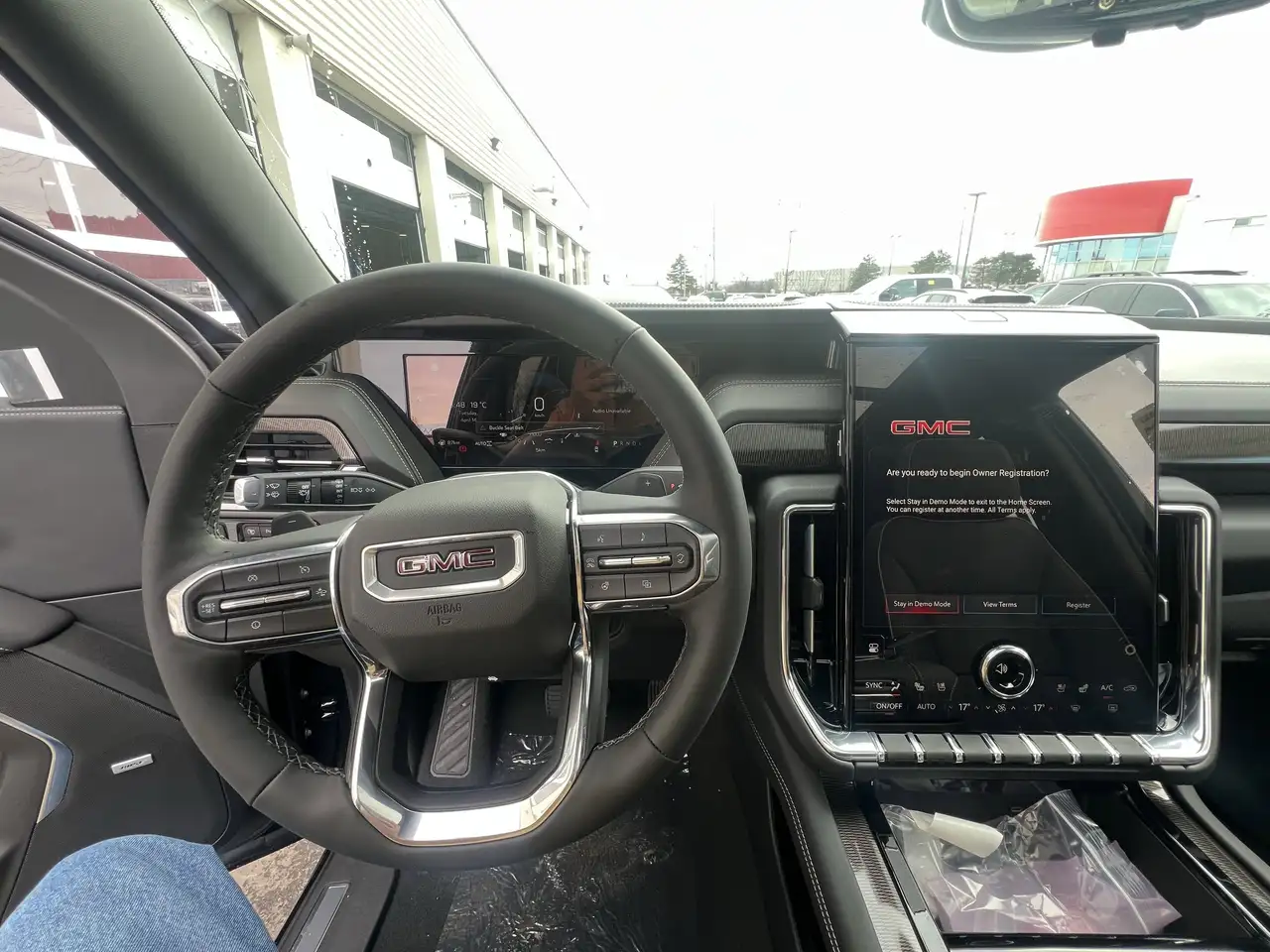 GMC Yukon photo GMC Yukon