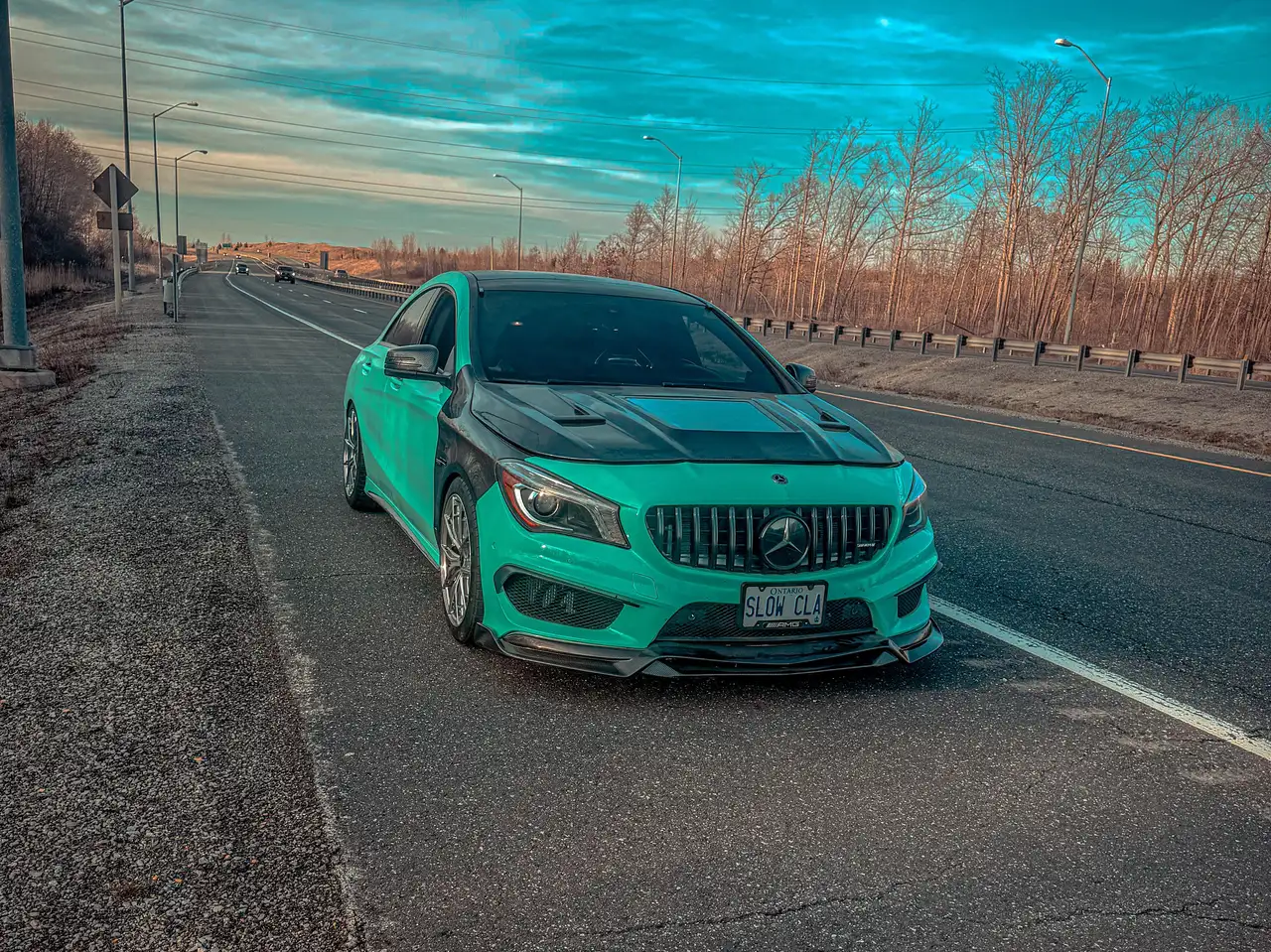 Mercedes-Benz CLA снимка Mercedes-Benz CLA