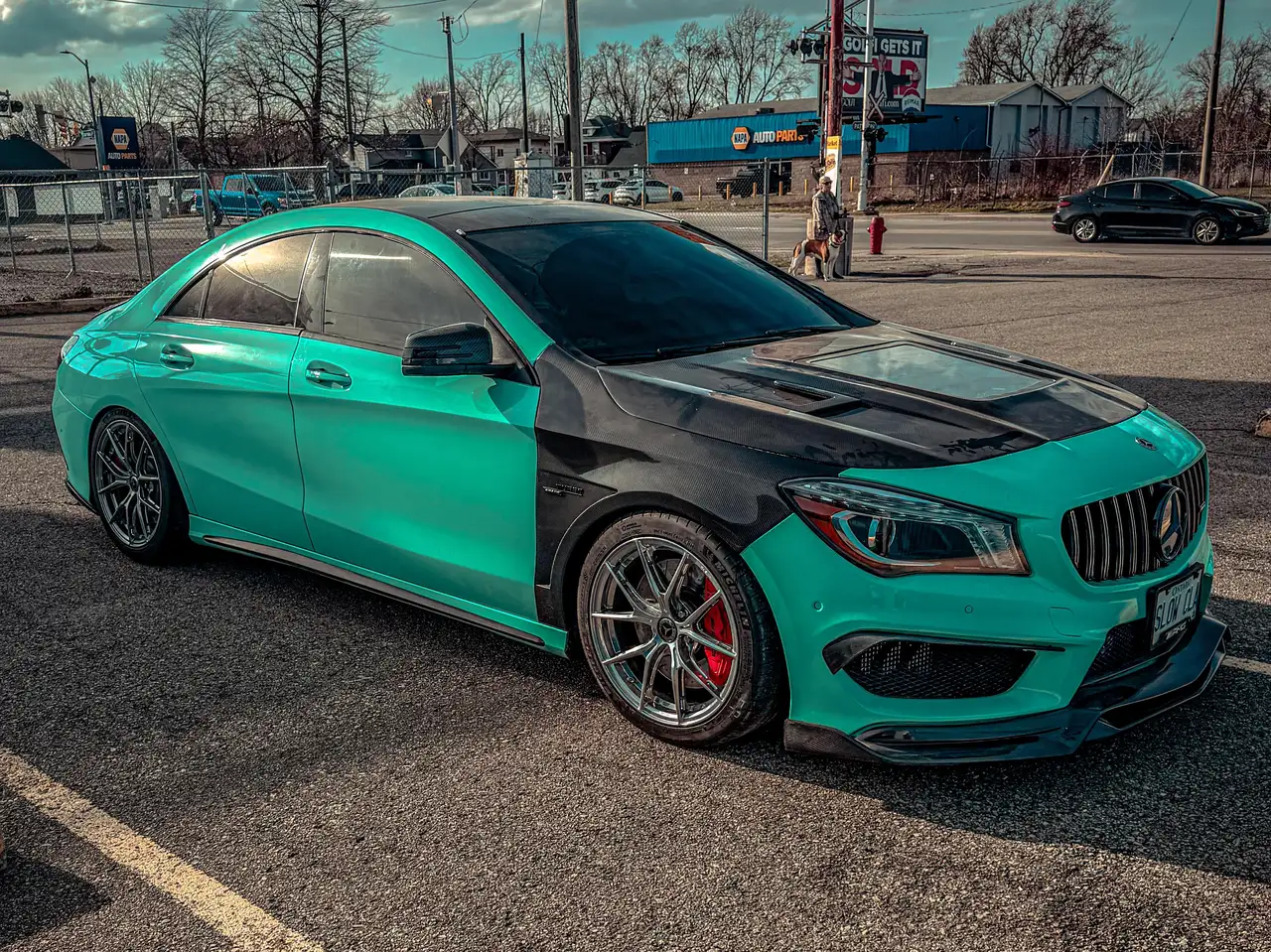 Mercedes-Benz CLA снимка Mercedes-Benz CLA