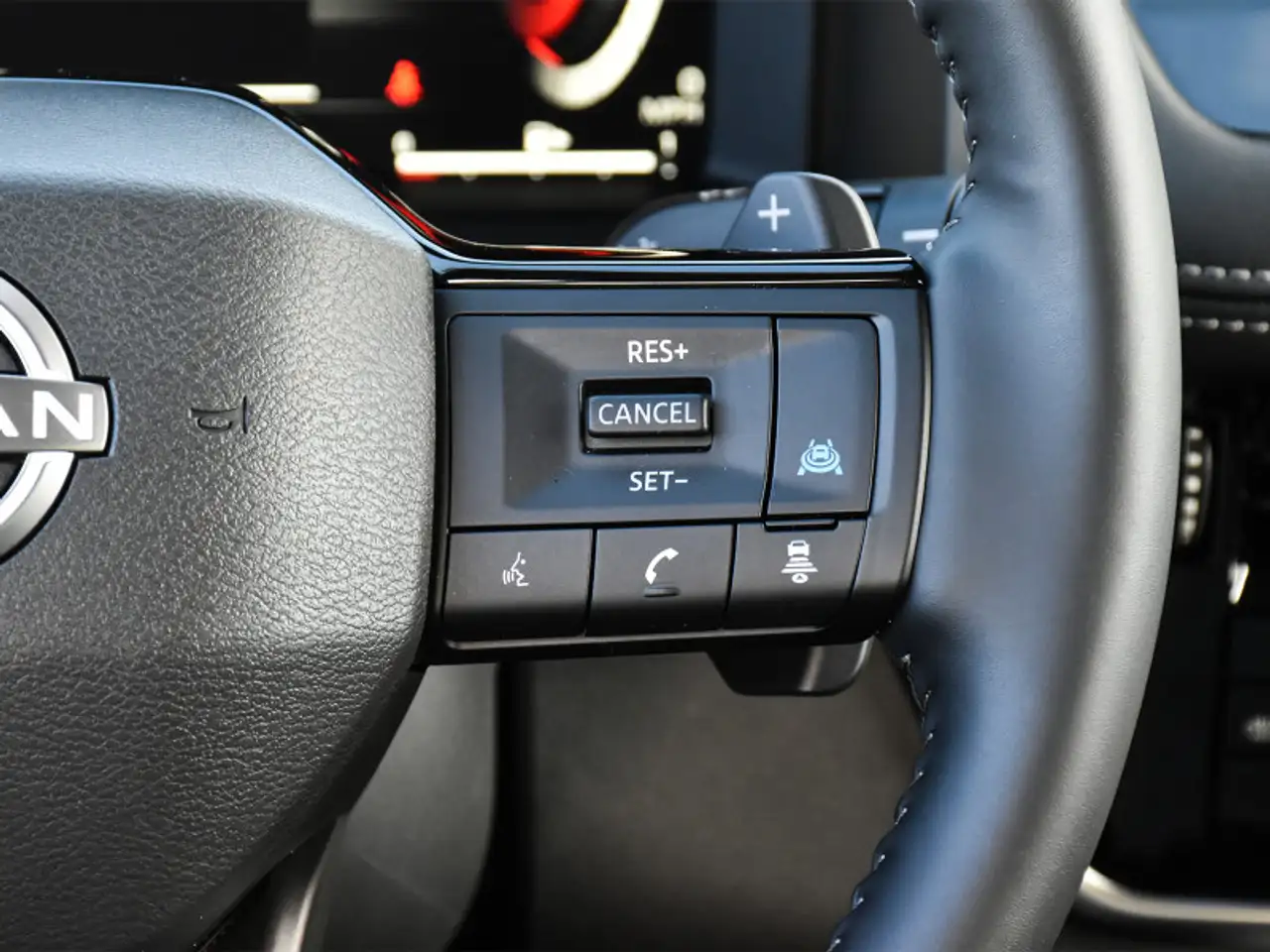 Nissan Rogue fotografie Nissan Rogue