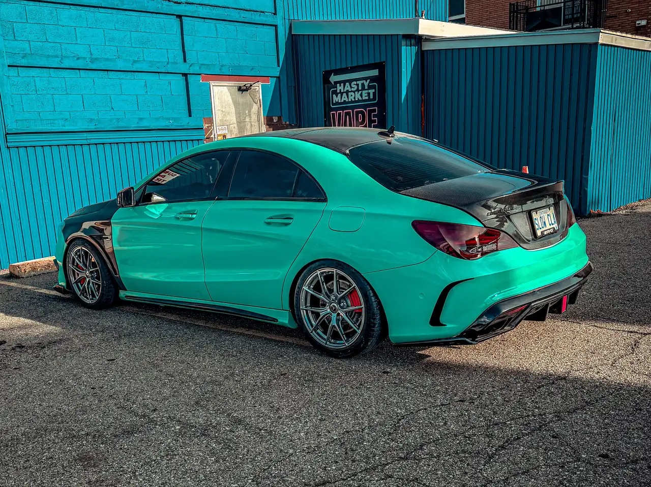 Mercedes-Benz CLA снимка Mercedes-Benz CLA