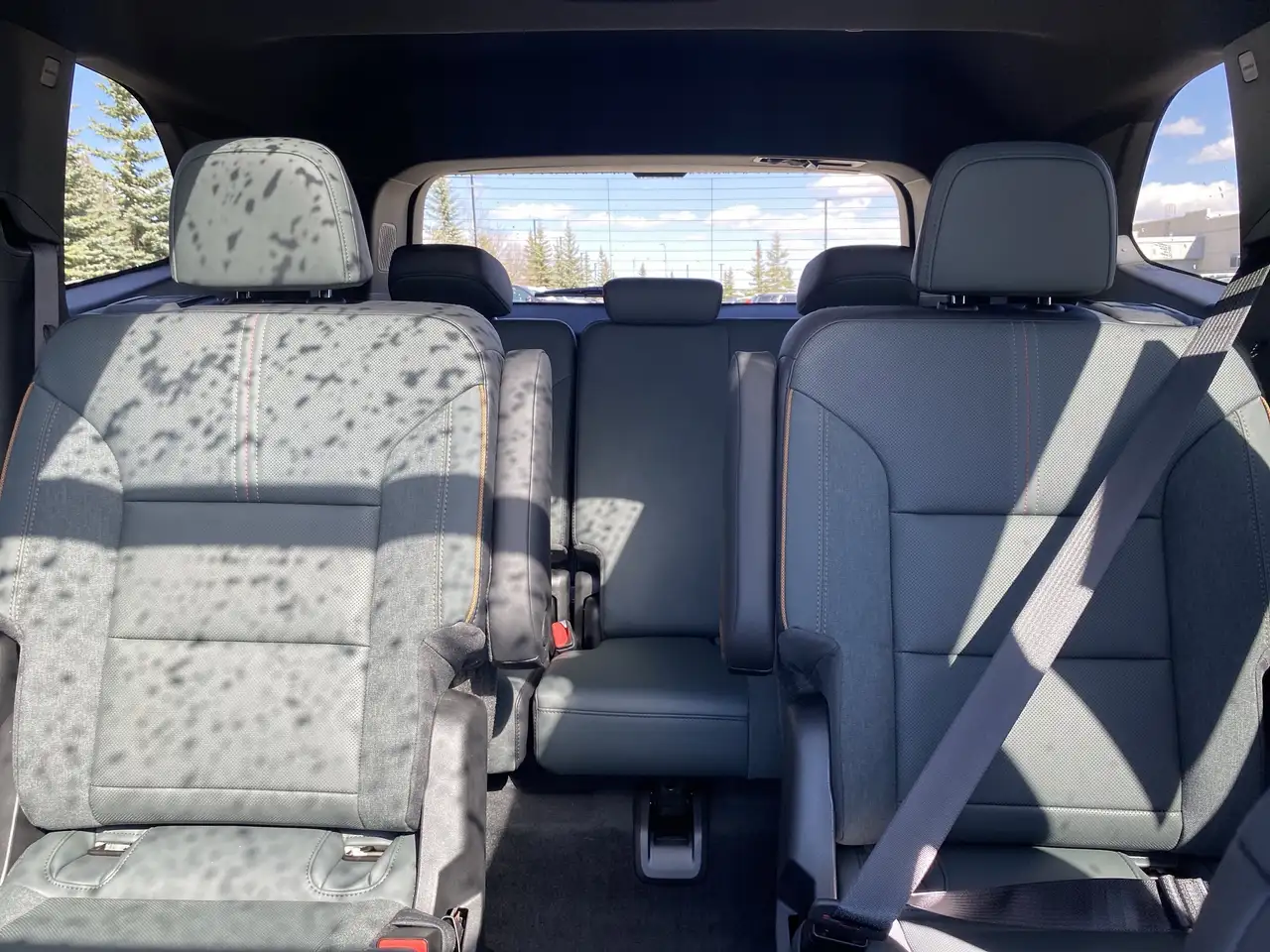 GMC Acadia снимка GMC Acadia