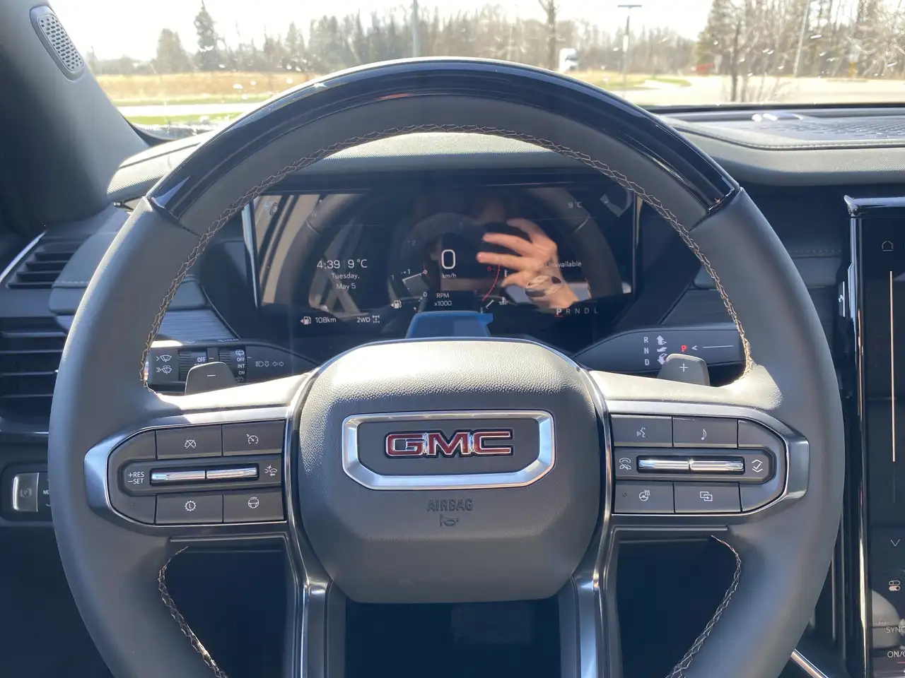 GMC Acadia снимка GMC Acadia