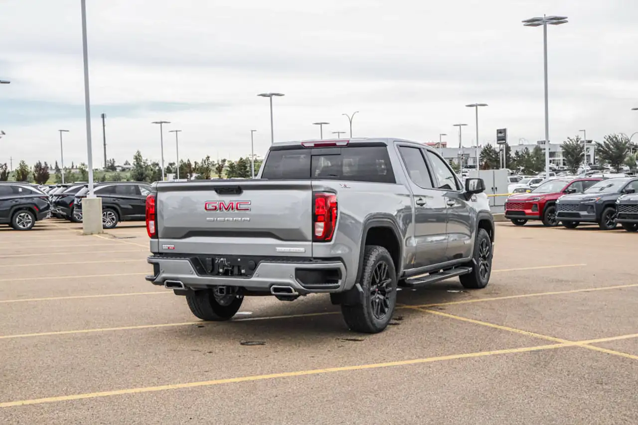 GMC Sierra 1500 снимка GMC Sierra 1500