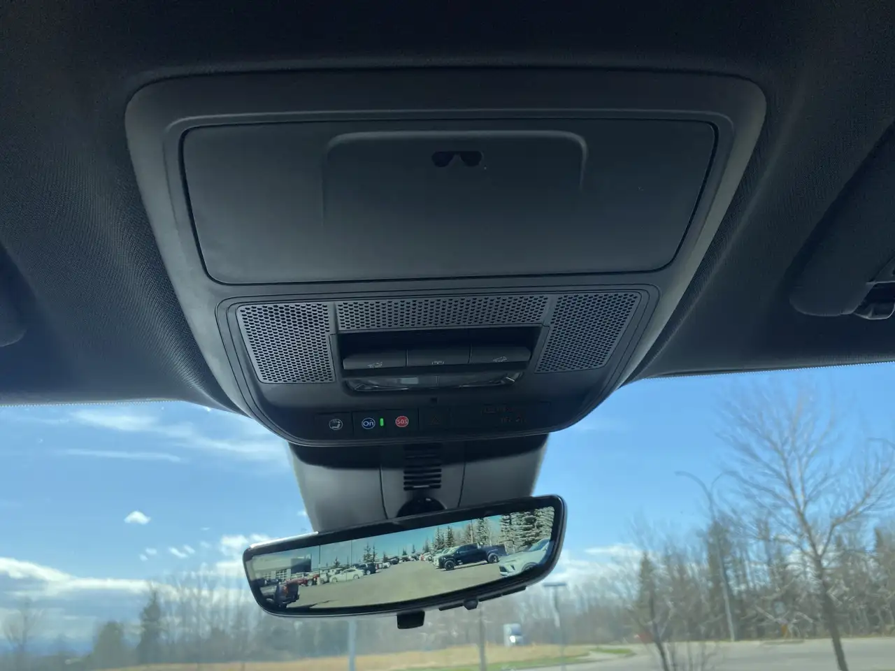 GMC Acadia снимка GMC Acadia
