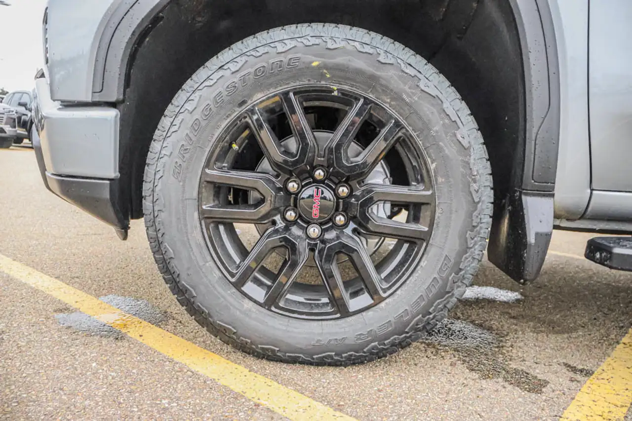 GMC Sierra 1500 снимка GMC Sierra 1500