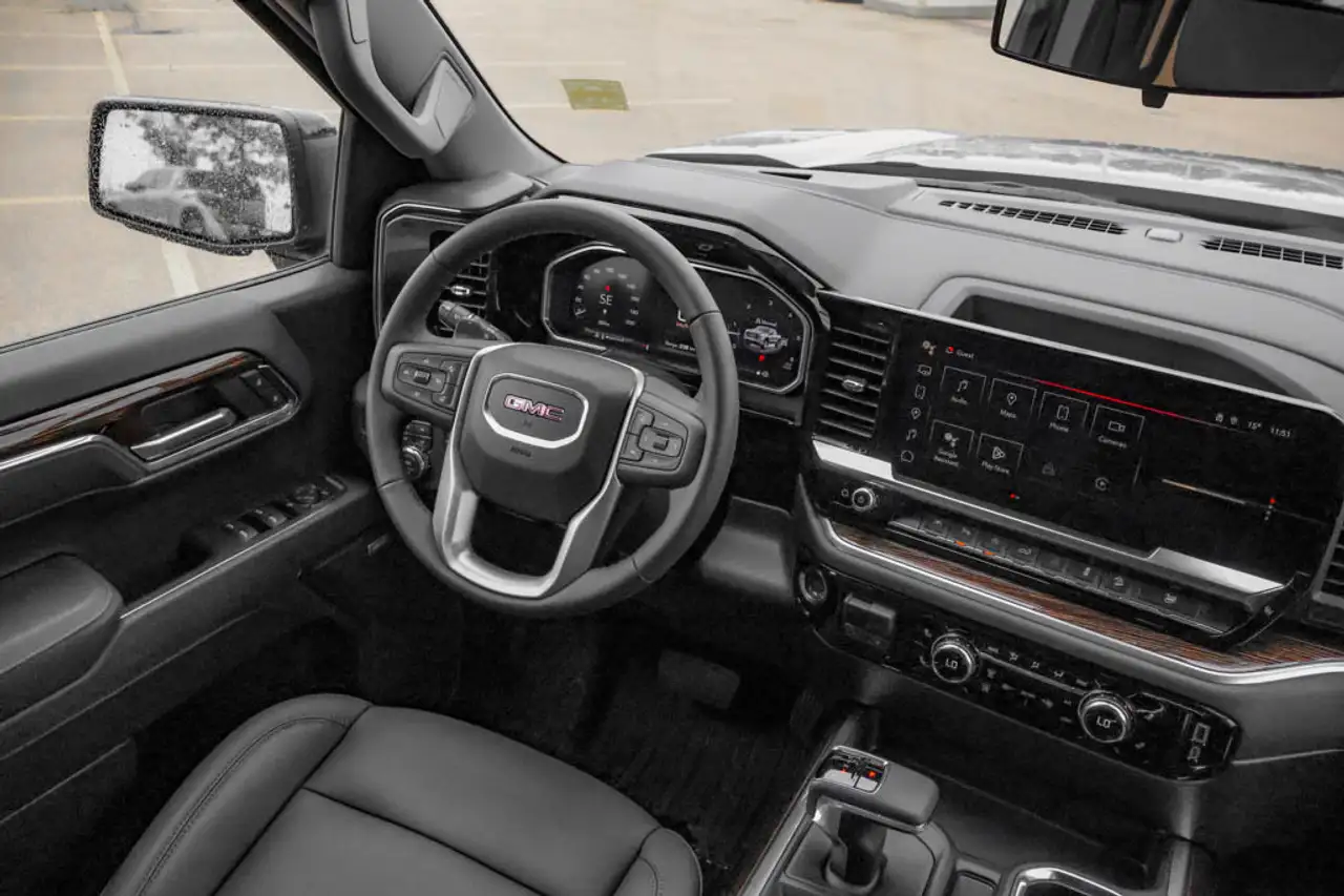 GMC Sierra 1500 снимка GMC Sierra 1500