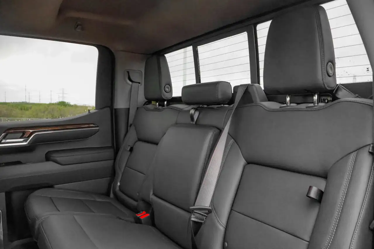 GMC Sierra 1500 снимка GMC Sierra 1500