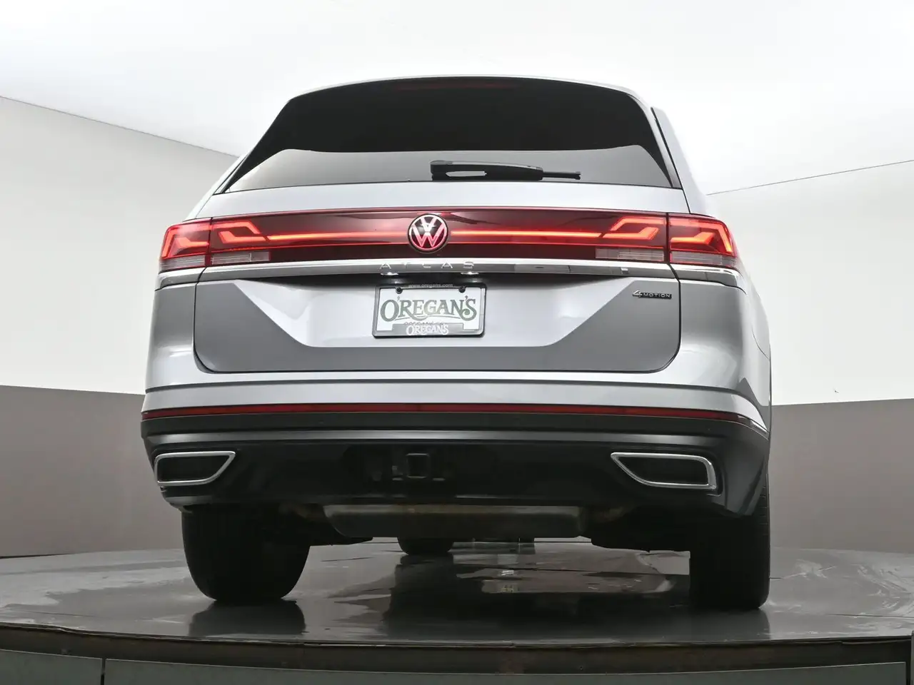 Volkswagen Atlas photo Volkswagen Atlas