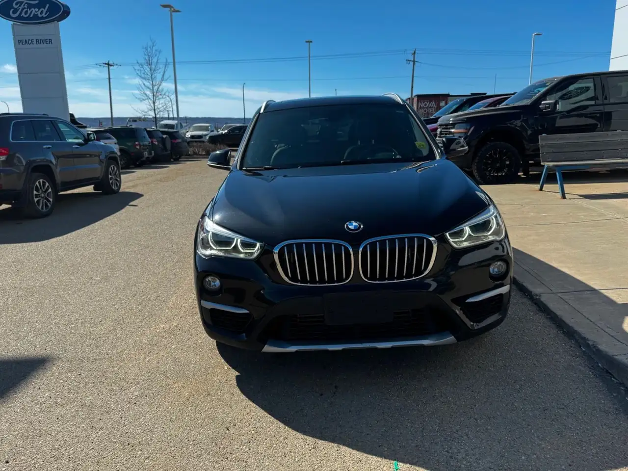 BMW X1 снимка BMW X1