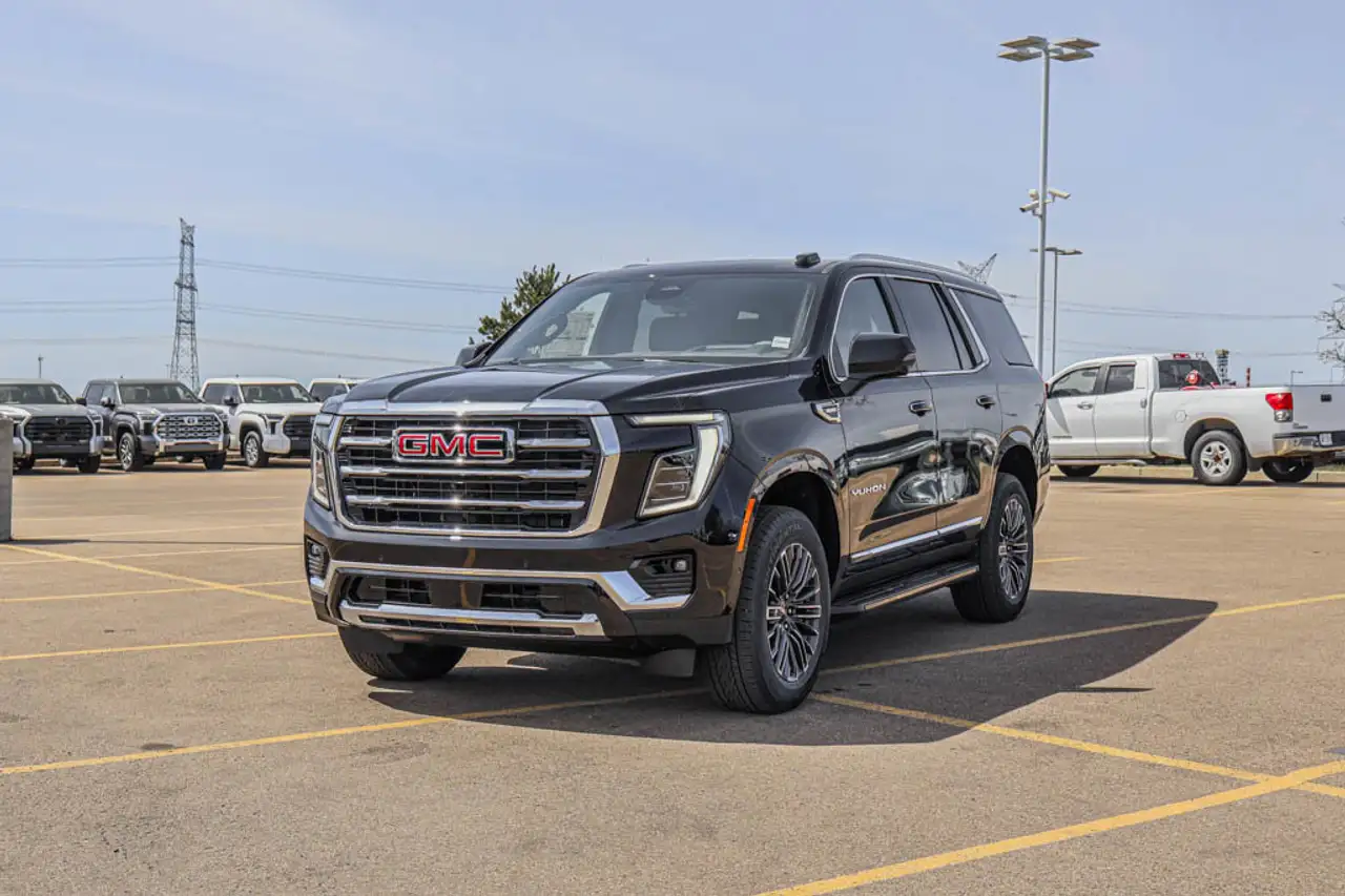 GMC Yukon снимка GMC Yukon